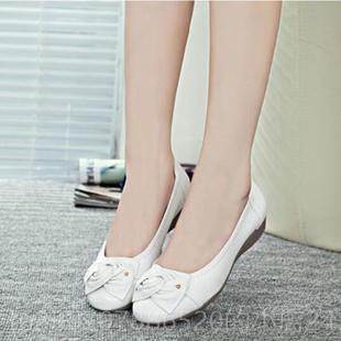 底蛋卷单鞋 高档春秋季 圆头平鞋 皮软底妈妈豆豆士大码 中老女年 真鞋