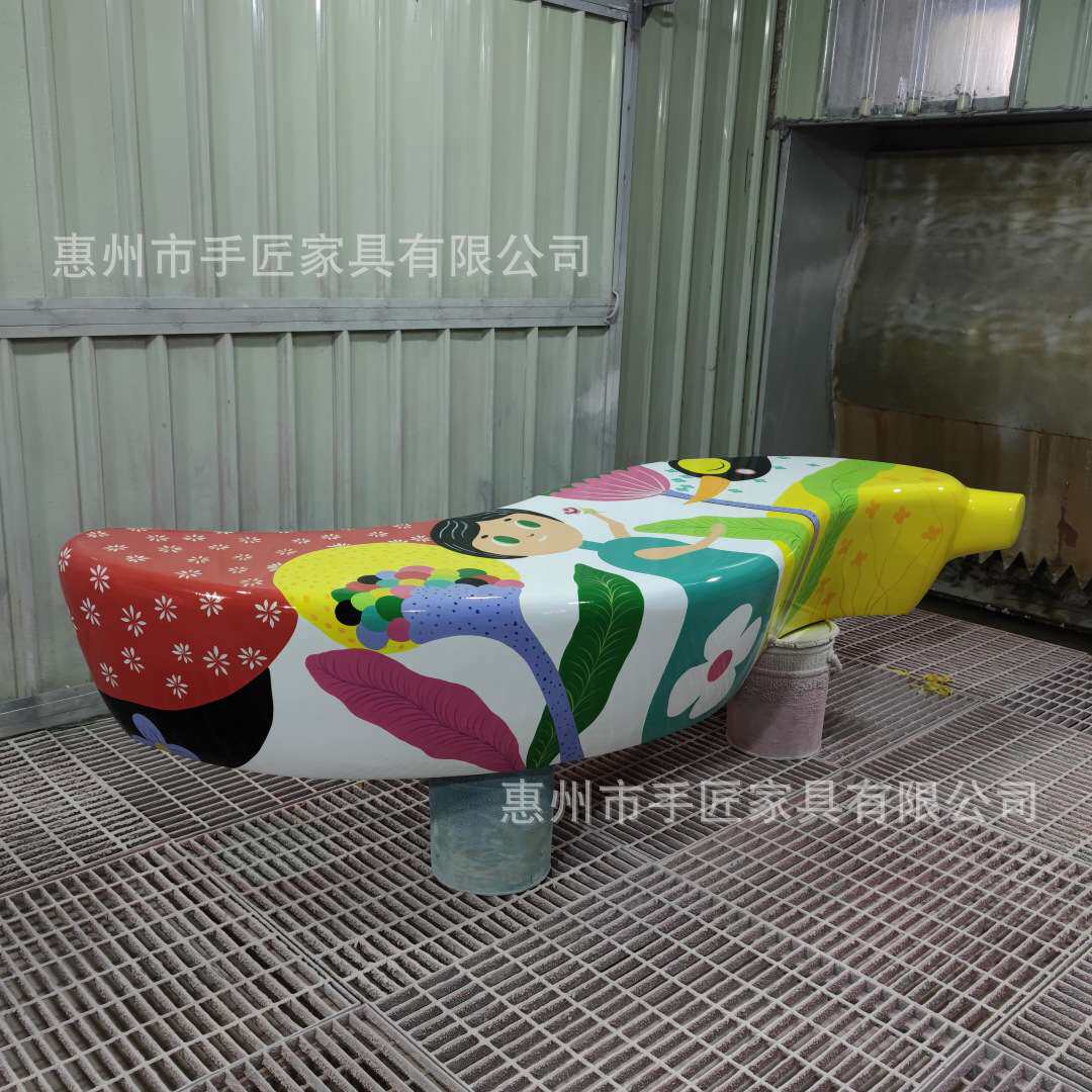 玻璃钢手绘图案弧形彩绘座椅购物中心公共空间儿童家具商场休息椅