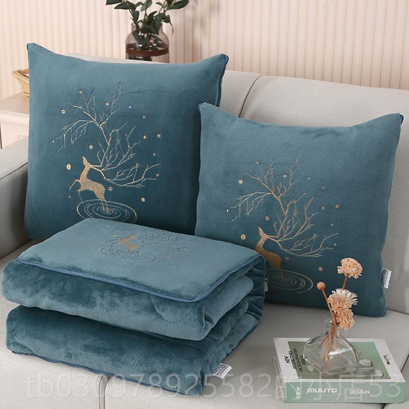 高档加厚折冬季牛奶绒抱枕被子两用多功能冬天枕叠头毯子休汽车载