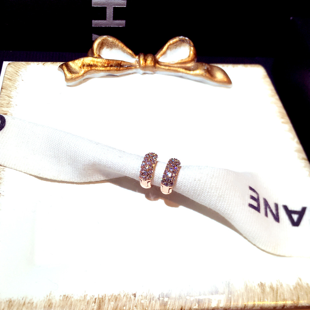 短发港风玫瑰金圆圈带钻耳扣