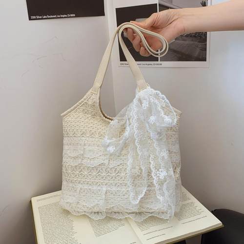 小众设计腋下托特编织包