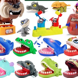 咬手鳄鱼整蛊解压游戏儿童发声光鲨鱼恐龙咬手指玩具地摊玩具货源