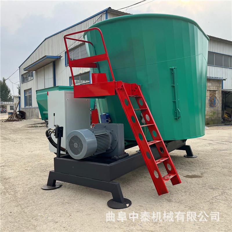 全日制机MIT养牛场6立方柔丝混备料机自粮动称重双龙式粉碎混绞和