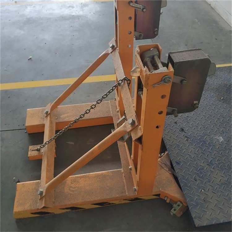 油桶夹具叉车油桶夹重型鹰嘴油桶搬运抓器铁桶塑料桶加厚型夹桶器