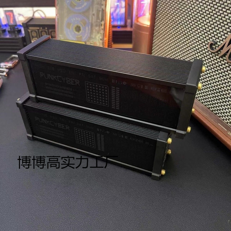PUNKCYBER创意桌面WFD复古电子拟荧光管时钟赛博男友仪式