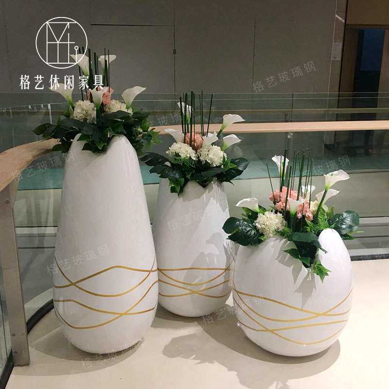 玻璃钢花盆椭圆线条彩绘花器商场酒店写字楼简约创意蛋壳造型美陈