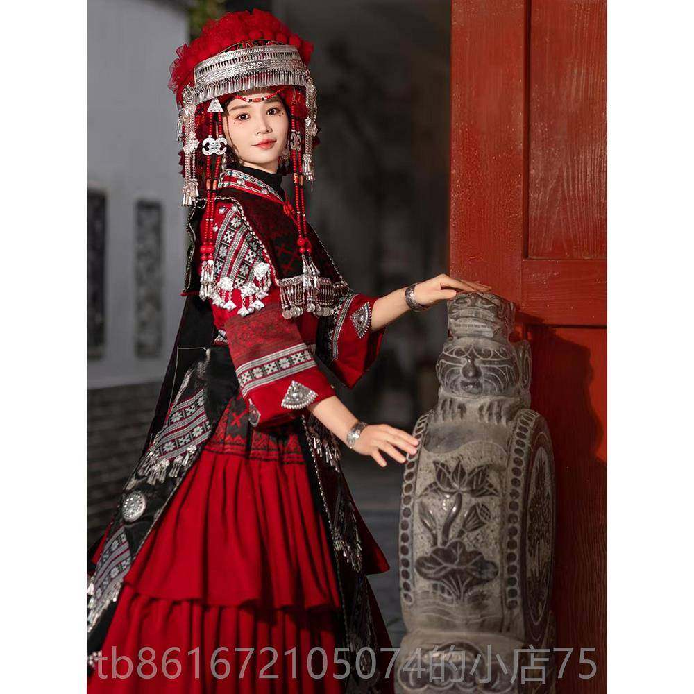 高档瑶蹈族服装女红典色少数民族苗族土家经族舞演出服花瑶新娘装