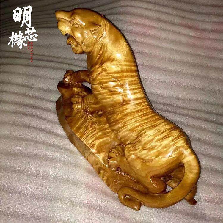 小叶桢楠木雕 虎虎生威老料满花纹金丝楠摆件 家居收藏工艺品