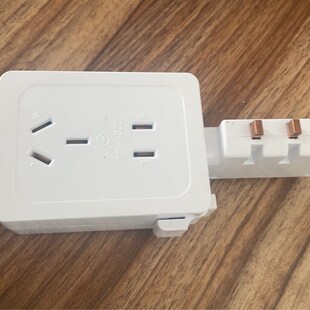 服装制衣厂母线槽旋转滑动插座车间灯架桥架单相三五孔插座10A16A