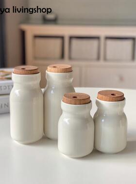现货韩国进口陶瓷调料罐厨房盐罐调味罐tackaon密封防潮调料盒罐