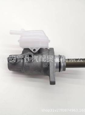 47028-48020 适用于 RX300 RX350 MCU35 制动刹车总泵