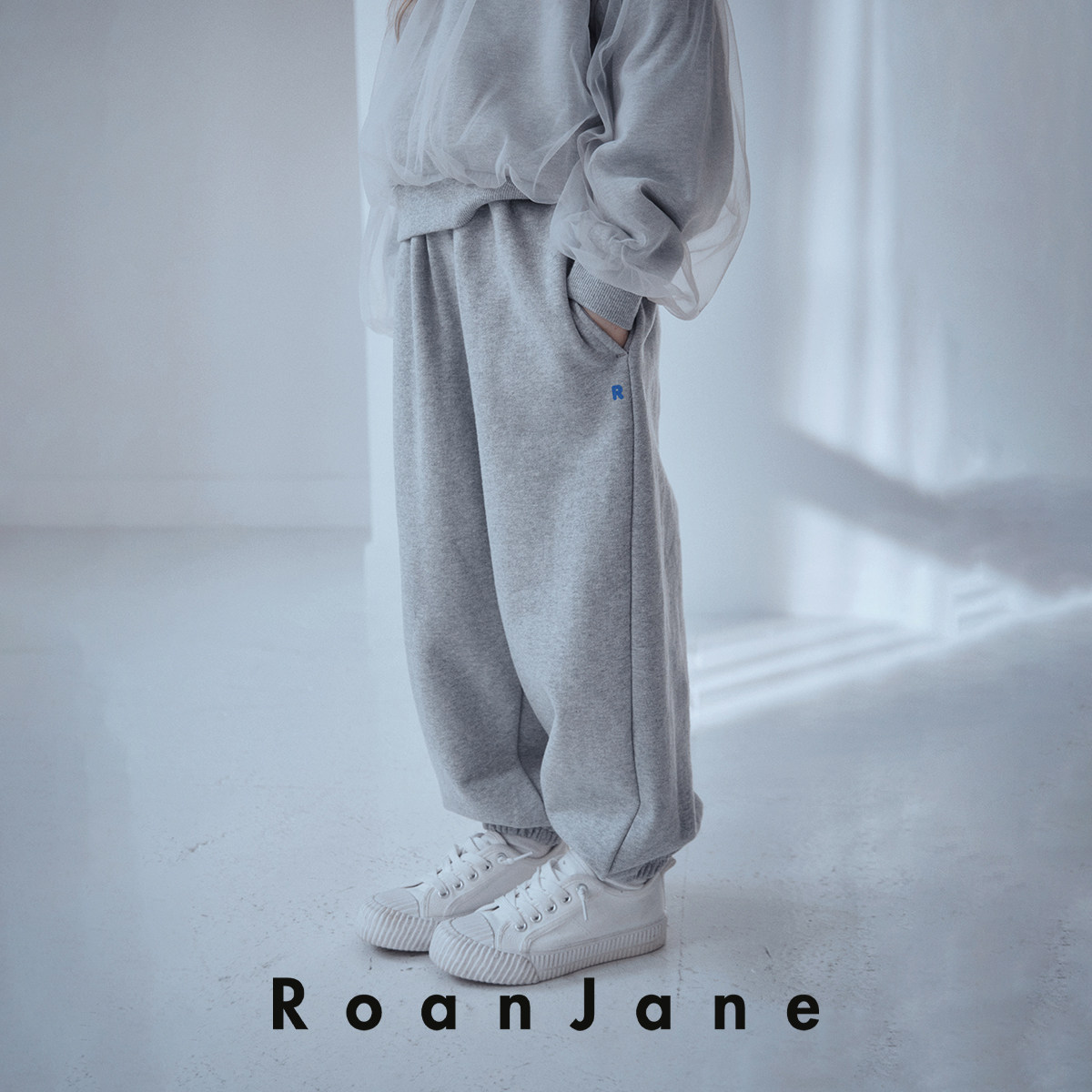 RoanJane韩国童装休闲灰色男童卫裤宽松女童束脚阔腿运动裤长裤子
