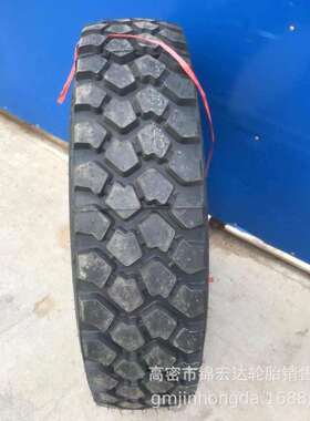 依维柯255/85R19.5依维柯2046 越野花纹轮胎255/100R16 耐刺扎