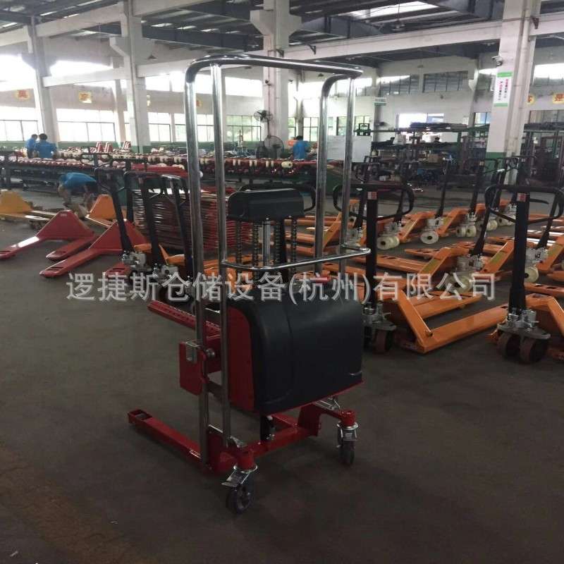 手动轻型串杆堆高车升高卷料升降机叉车上料装卸车液压串杆串轴车