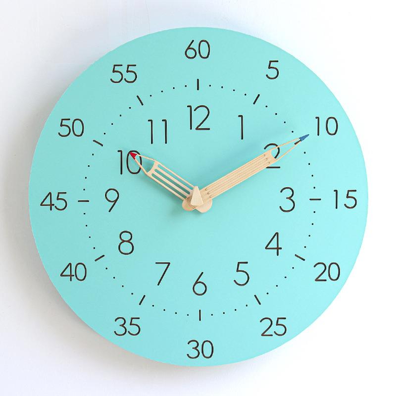 北欧儿童卡通简约静音挂钟表学习挂墙墙木质客厅个性创意家用时钟