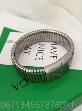 高档手网红博主同款色手表链小众高级复古气约质手环冷淡风简银手