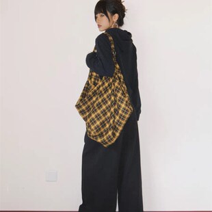 黄格子包包女单肩斜挎双肩包多种背法大容量通勤女包2023新款