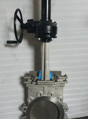 对夹刀闸阀PZ573H-10C 铸钢WCB  梅花形伞齿轮刀闸阀法兰薄型闸阀