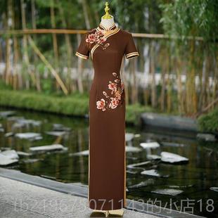 复古中国风连衣裙年服轻款 高档走秀旗出袍2新025款 红色舞台演长款