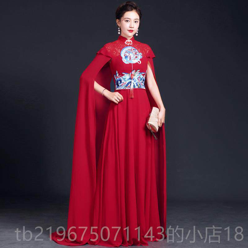 高档20模22年新款改良走秀旗袍长款中国红演出服大风披仙女裙合特