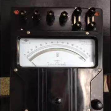 D33-W三相瓦特表 功率表 0.5级交直流电表 指针式标准电表5A 500V