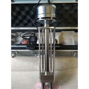 野外无电源供应的情况下可测量空气的温度和相对湿度