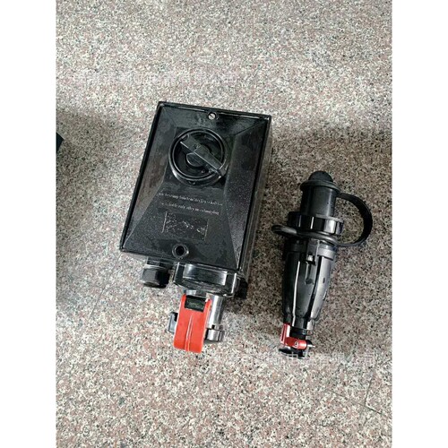 防爆防腐插接装置125A 63A 32A 带开关 3p+n+pe 公头1054x ce18