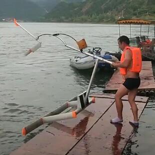 水上自行车单人游大型游乐场所公园湖泊可玩水上飞脚踏车厂家直销