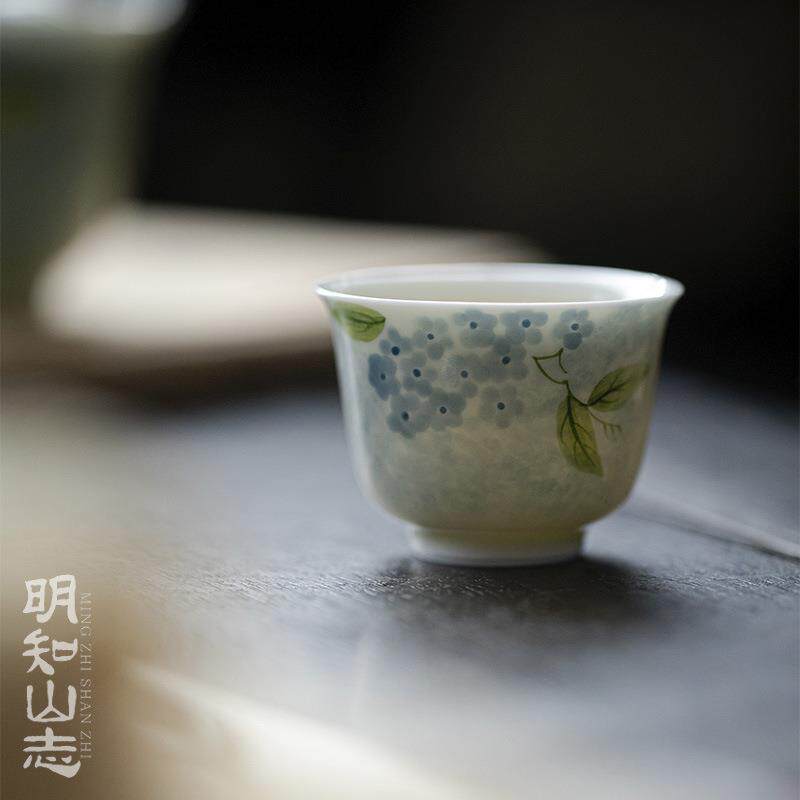明知山志 果青蓝风铃惜玉茶杯 手绘小清新风格品茗杯陶瓷喝茶单杯