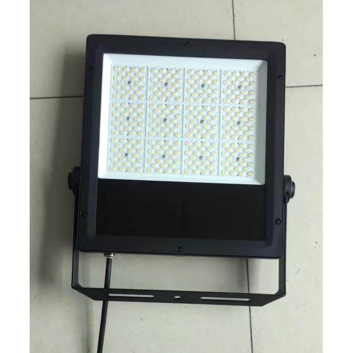 100瓦投光灯IP67泛光灯120W投光灯150W200WLED3030灯珠泛光灯