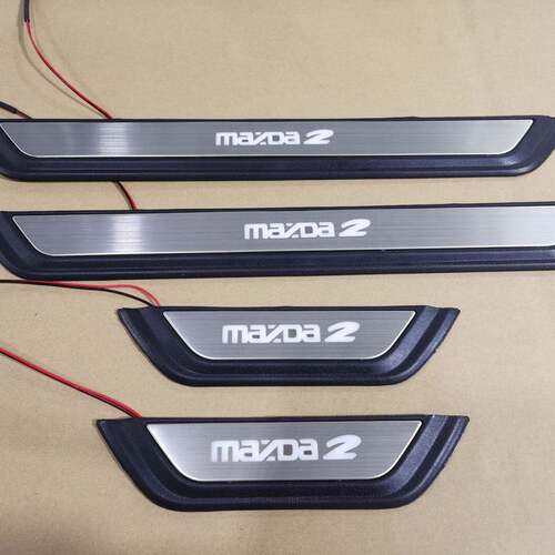 适用于 马自达2 mazda 2 原厂款式塑料 带灯LED门槛条 迎宾踏板