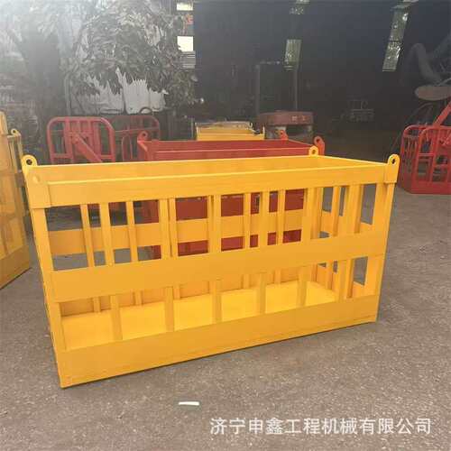 外墙建筑360度旋转带免拆施工吊车吊篮载人吊篮单开门吊笼