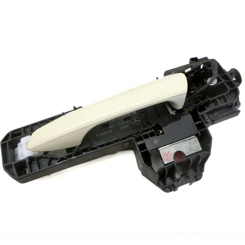 适用奔驰117 CLA1180 CLA200 CLA220 CLA260等外拉手底座 拆车件