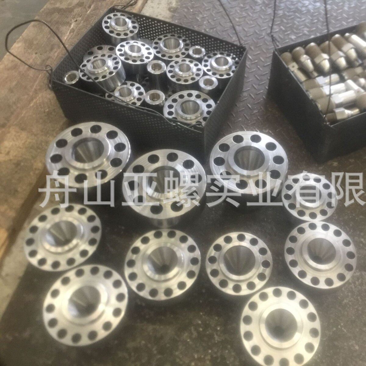 厂家直销注塑机螺杆机筒三小件前提射嘴各种注塑机配件