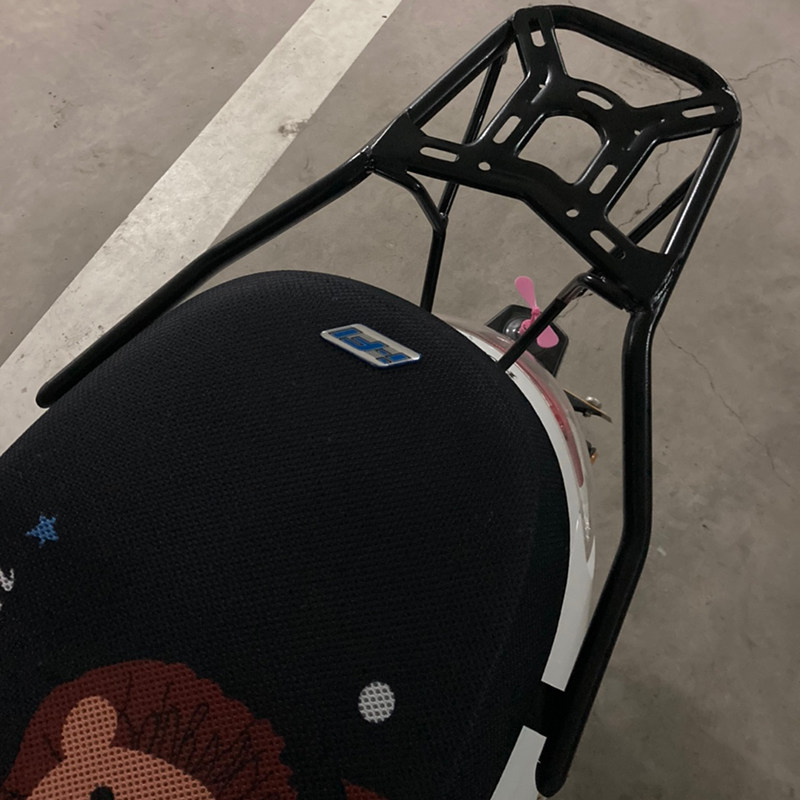 适用于本田踏板车塔帕后货架 WH100T-2尾箱架后衣架靠背尾架改装