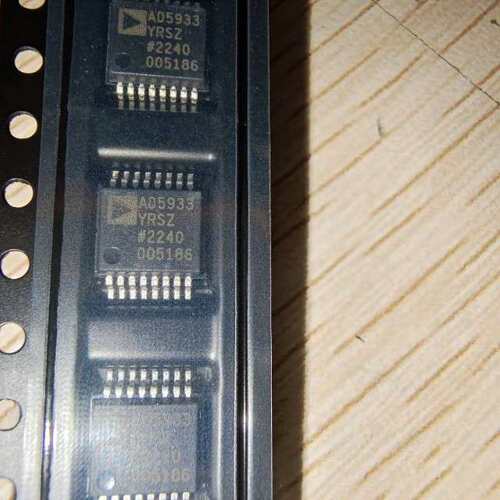 AD5933YRSZ-REEL7封装SSOP-16网络分析仪模数转换芯片ADC