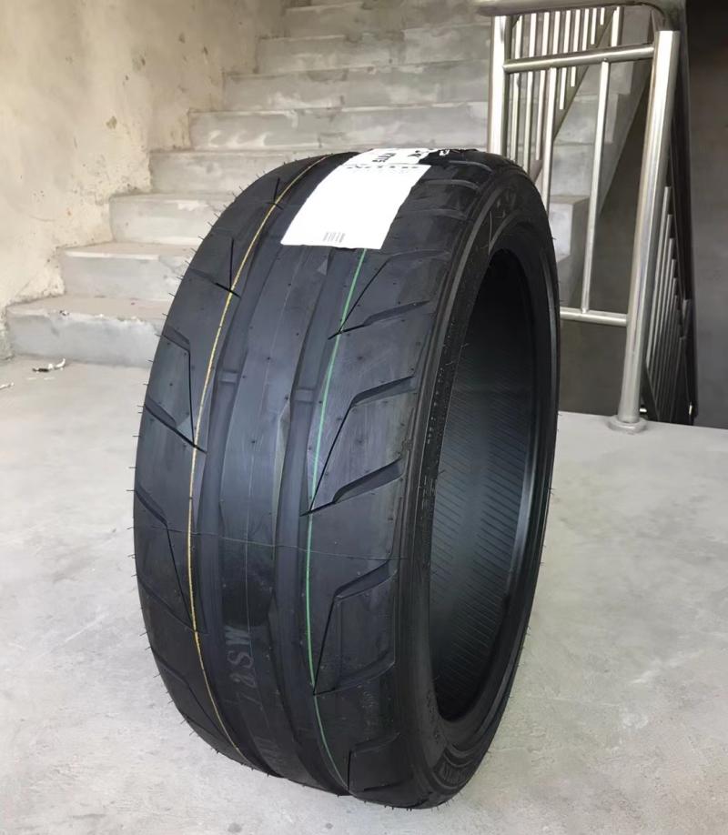 195/215/225/235/255/265/35/40/45/50R15R16R17R18R19半热熔轮胎