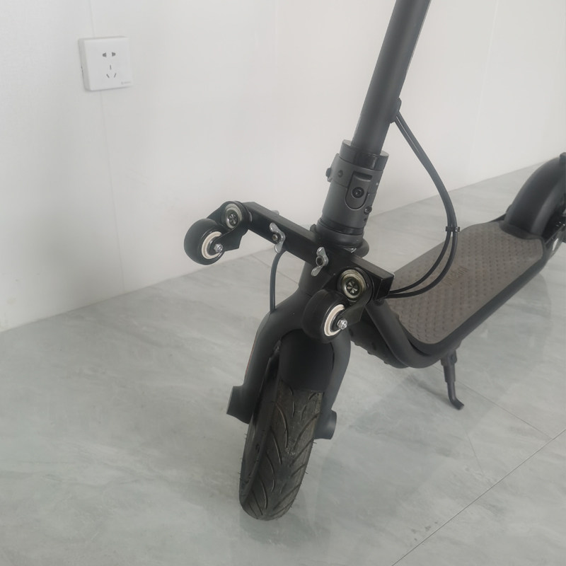 黑色电动滑板车改装配件脚轮直立移动平衡车辅助万向轮子改造套餐