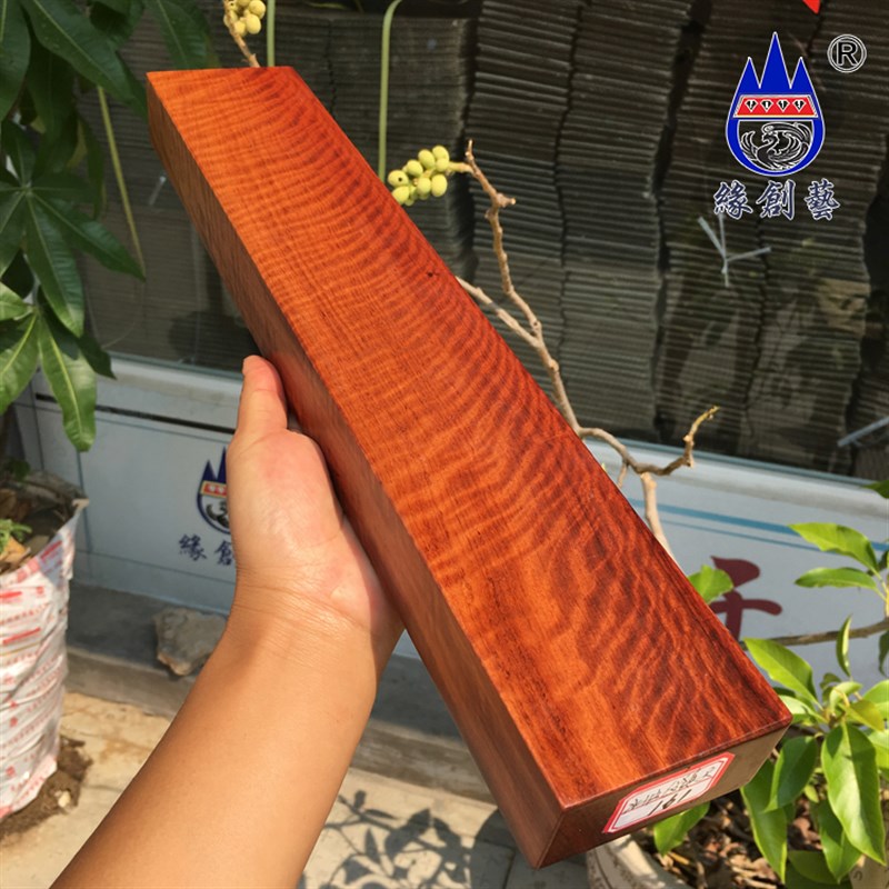 红木镇纸缅甸花梨实木天然金丝水波纹51厘米虎皮纹木雕压书镇尺