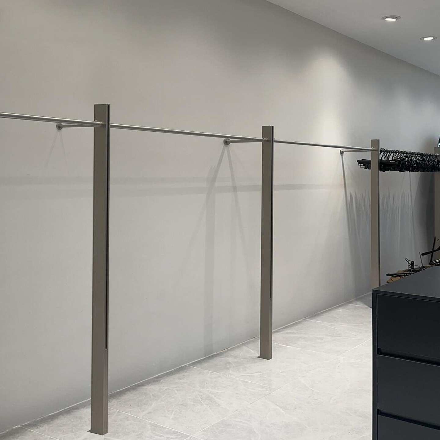 服装店展示架落地式衣架男装工业风货架女装店挂衣架抗指纹陈列架