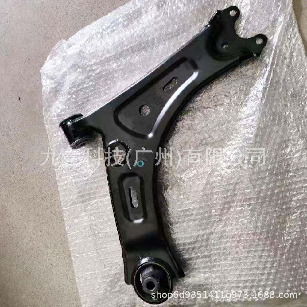 KS1-3A052-AC KS1-3A053-AC适用福特下摆臂 控制臂下悬挂不带球头