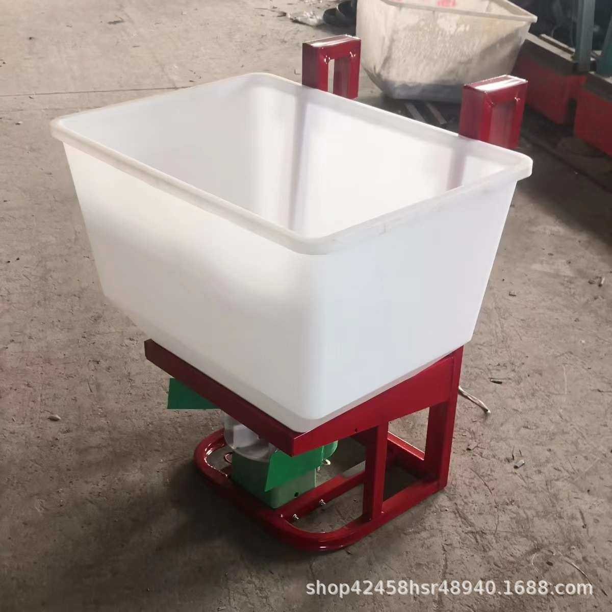 拖拉机前置撒肥机融雪剂颗粒撒盐机电三轮车后挂式化肥自动撒肥器