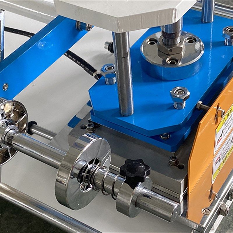 大面积气动烫金机蛋糕月饼盒热压唛纸皮革塑料烫标烙印机非全自动