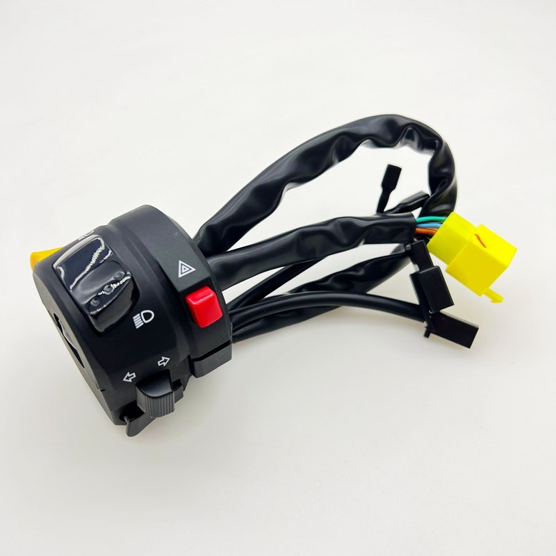 适用 TR300左右手把开关总成HJ300-3/3A大火双闪开关灯熄 开关