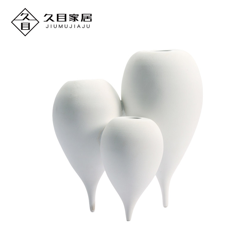 现代极简白色三足陶瓷花器销售中心展厅民宿干花插花瓶工艺品摆件