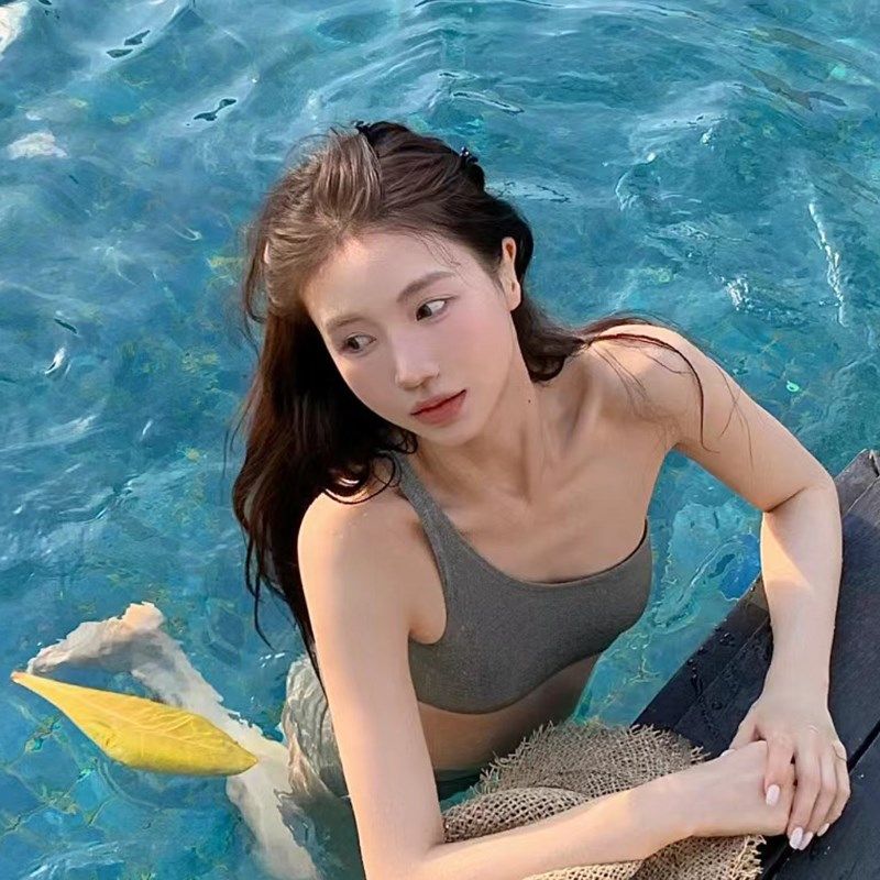 Lazy细闪斜肩拼接连体泳衣女Mine系列修身显瘦性感镂空游泳衣夏