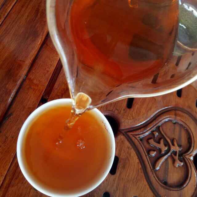 97年干利贞易武阳饼生印宋聘号干仓樟香红茶春茶底干仓肥厚有回甘