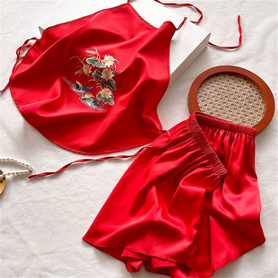 本命年红色肚兜女结婚刺绣花卉古风睡衣吊带性感套装露背寺庙娘娘