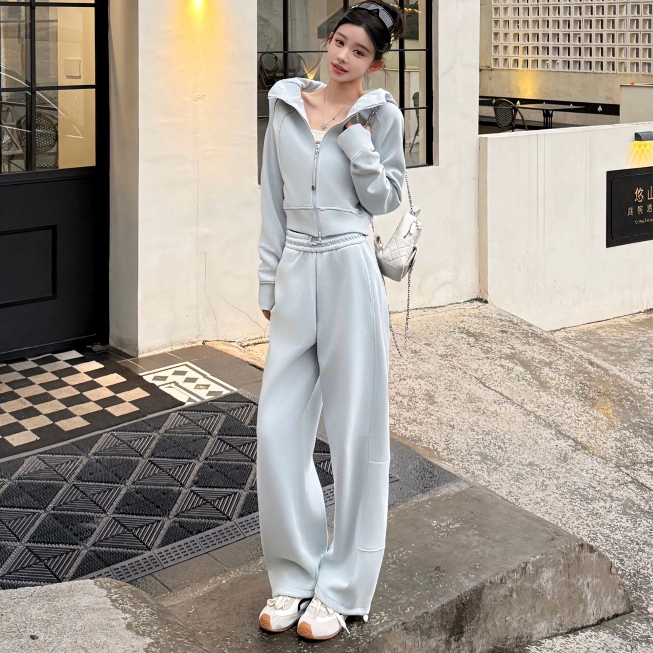 依凡芙欧若风新品棉质连帽休闲套装时尚运动连帽卫衣阔腿裤两件套