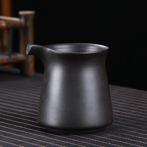 黑泥紫砂公道杯家用大容量分茶器陶瓷匀杯功夫茶具分茶杯茶道零配